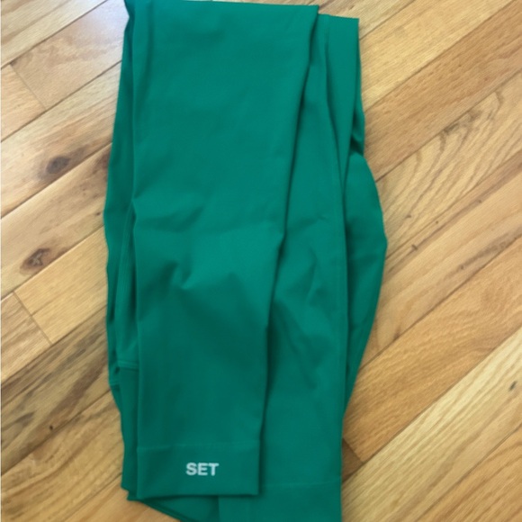 SET Active Pants - SET Active Green Leggings